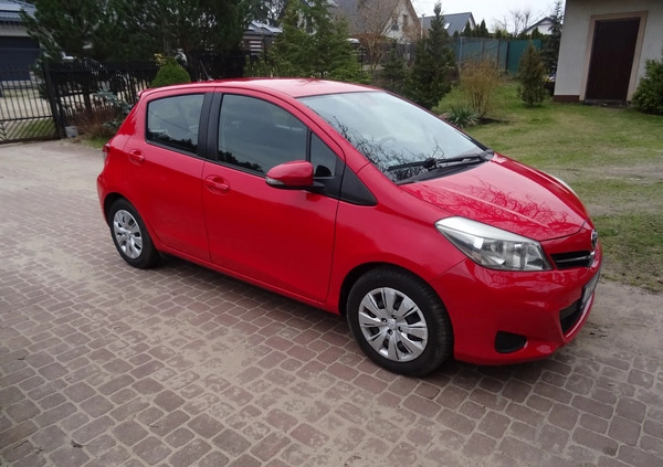 Toyota Yaris cena 27900 przebieg: 148040, rok produkcji 2012 z Ciechanowiec małe 277